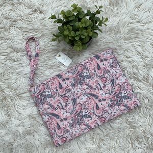🎉HP🎉 Styliné Paisley Clutch Wristlet 💗 Pink & Gray